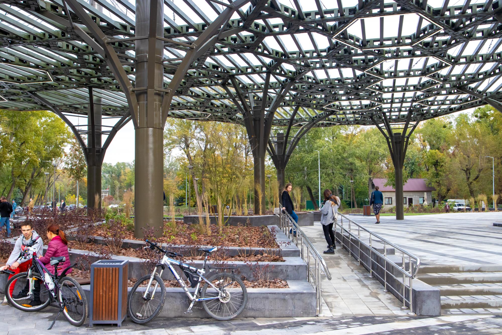 Алея сакур та &quot;німецький&quot; квартал: кращі ідеї для прогулянок на вихідних